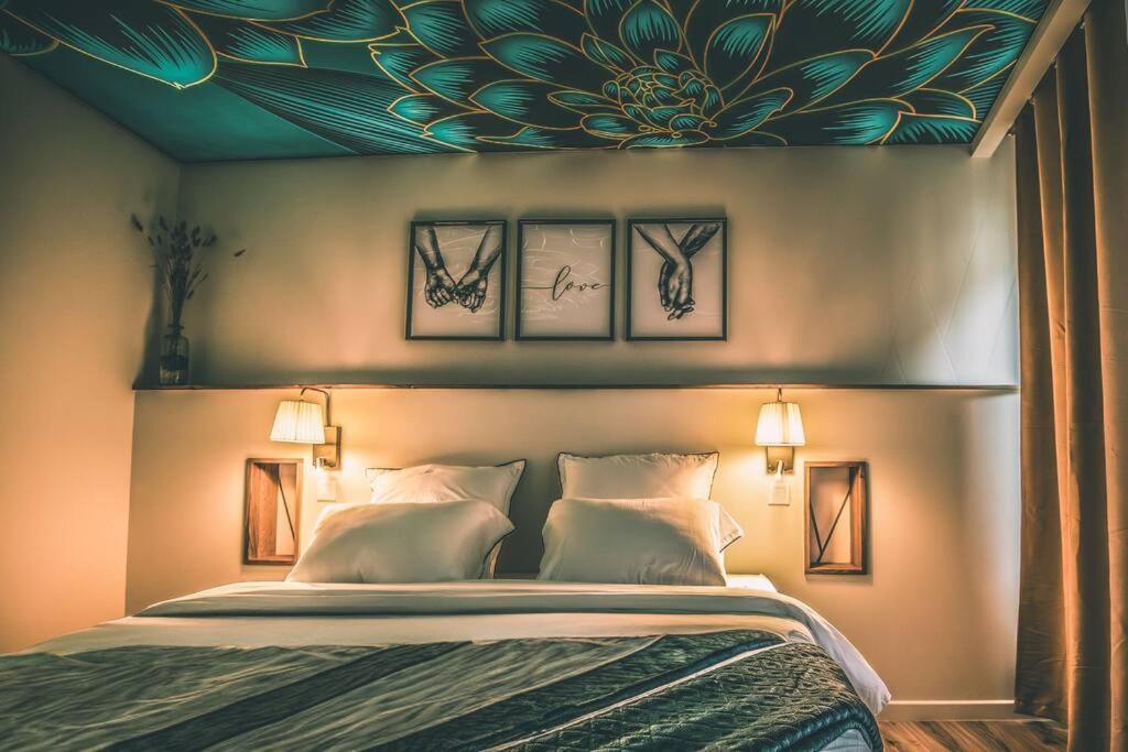La Sublime Love House Briey Bagian luar foto